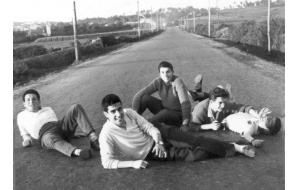 1959 - Descansando el la carretera
